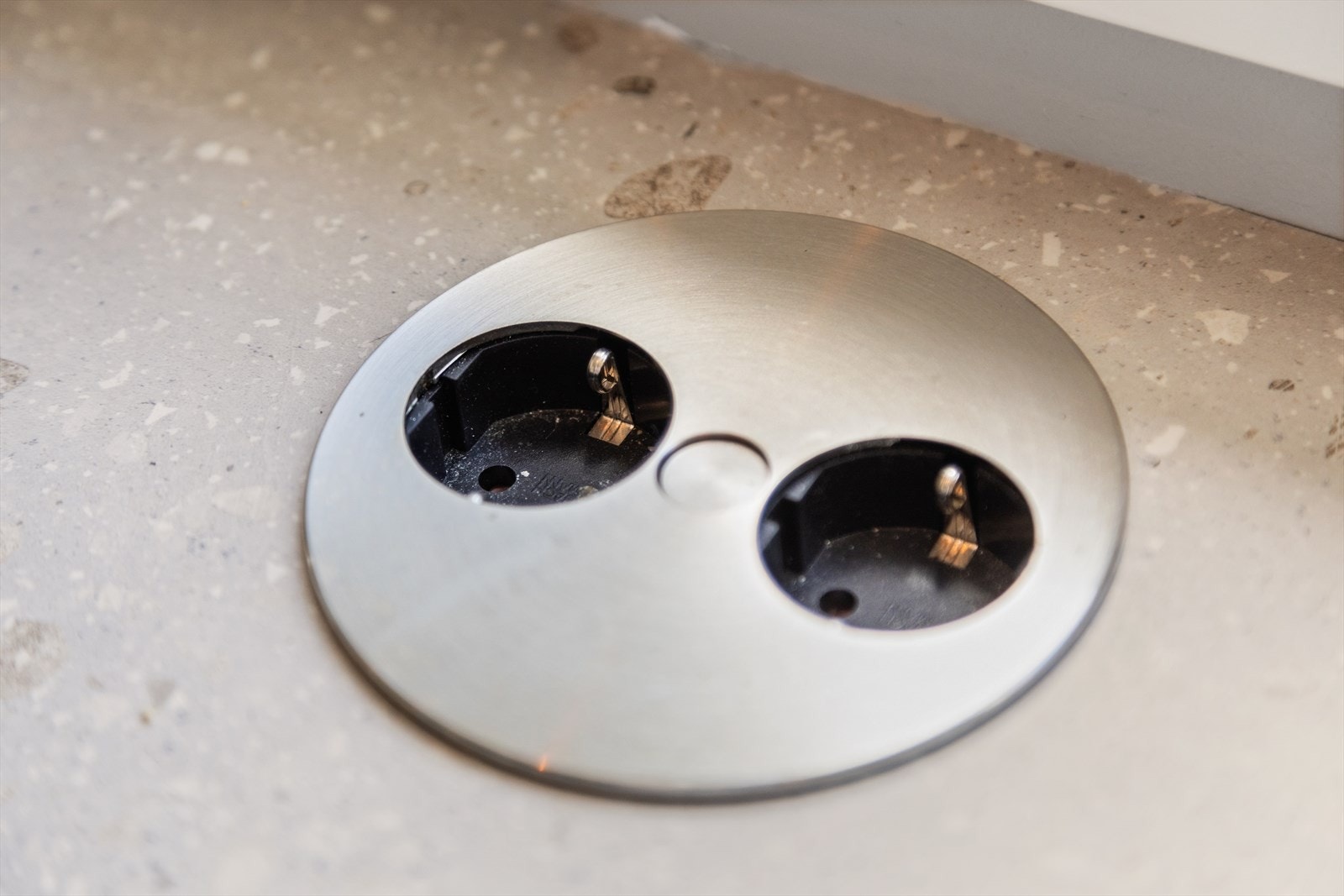 Kjøkkenet er moderne, men likevel klassisk og stilrent. Galleribilde