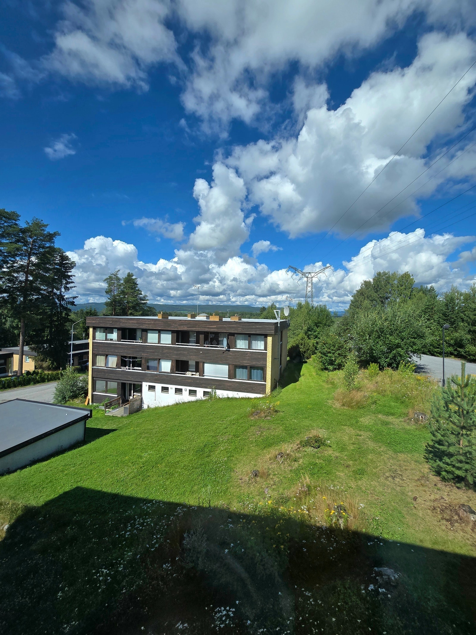 Utsikt fra bygget på venstre side Galleribilde