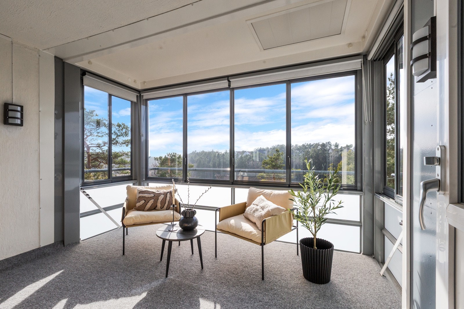 Fin innglasset veranda Galleribilde