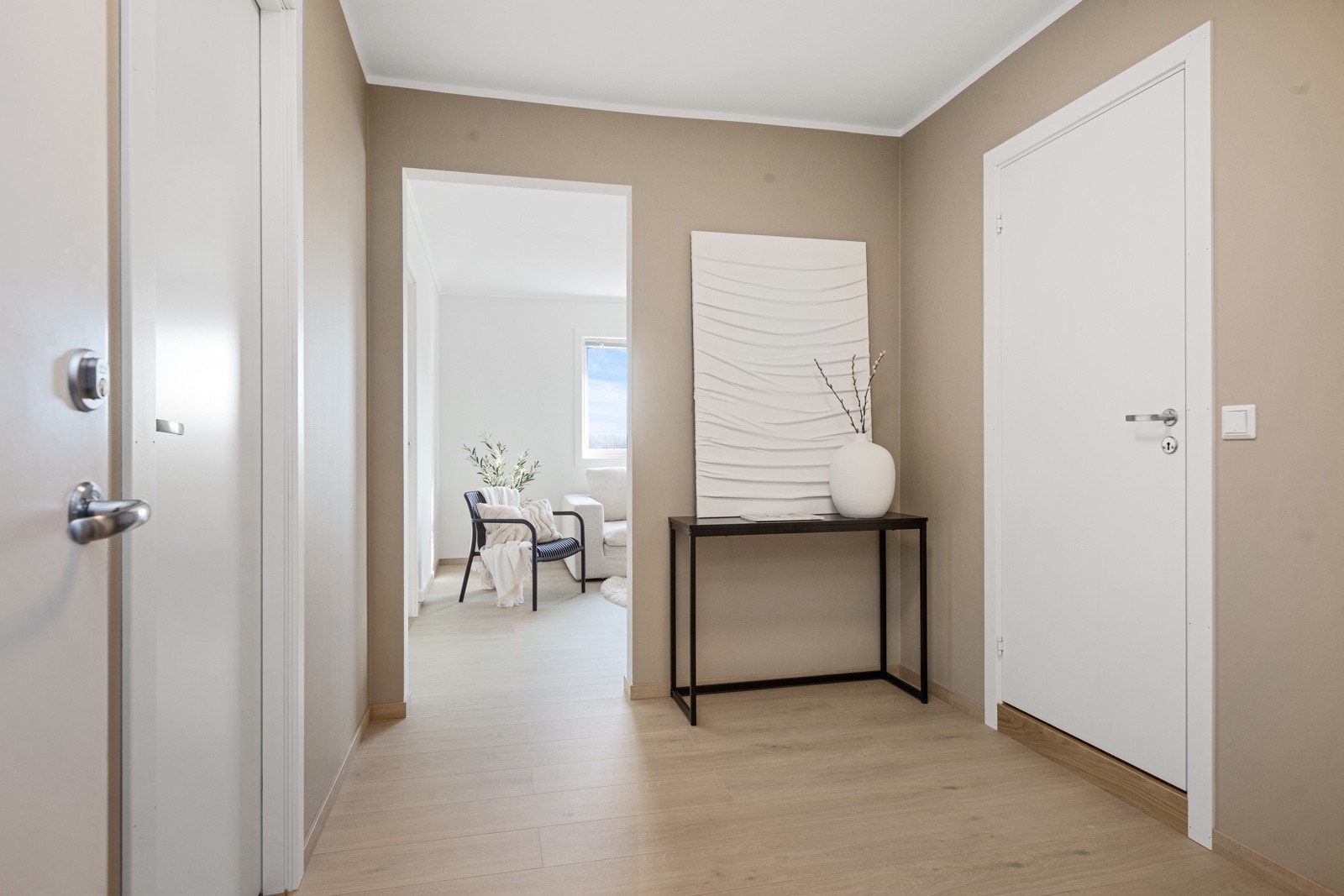 Romslig gang Galleribilde