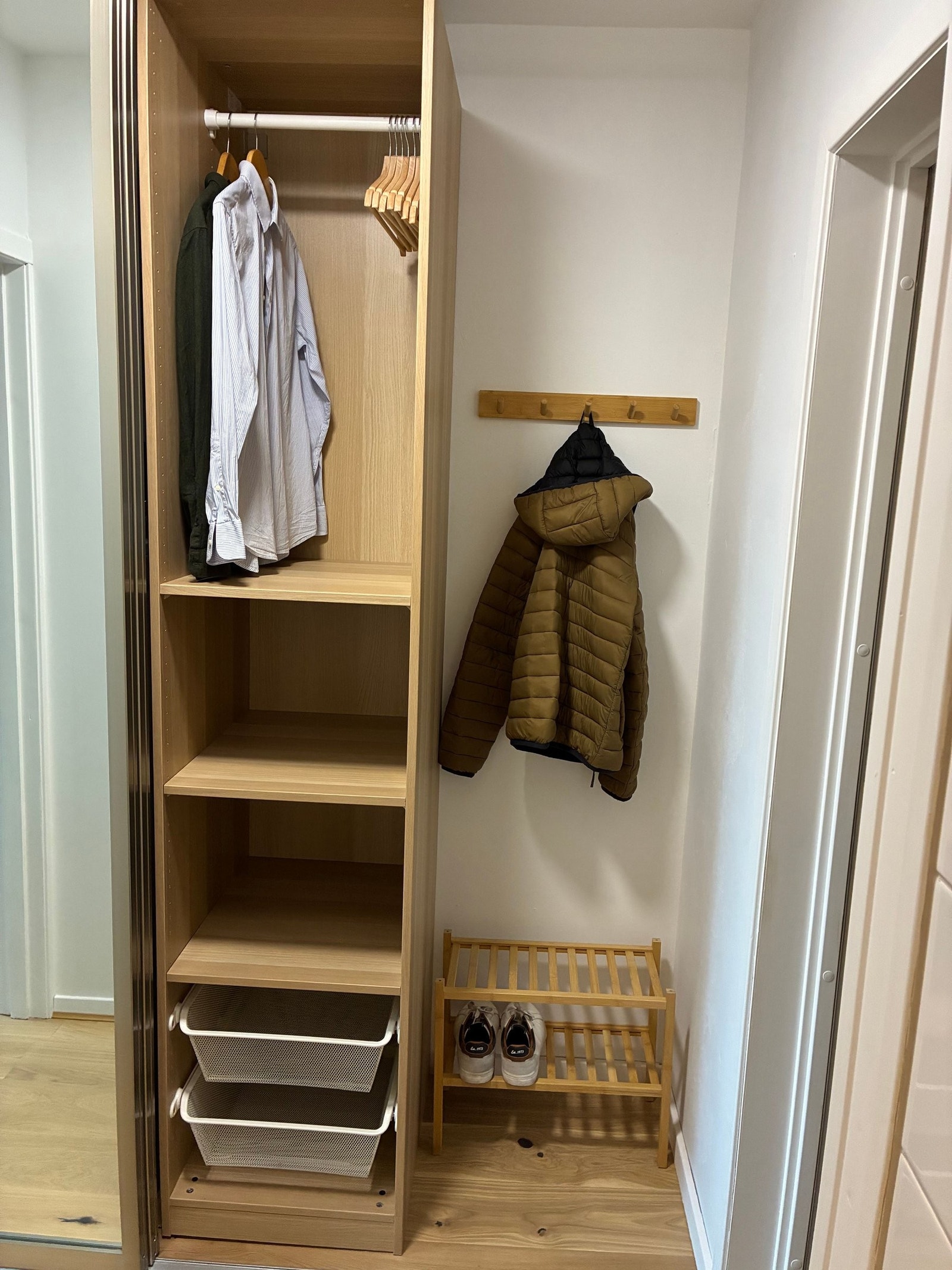 Ny skyvedørsgarderobe. Galleribilde