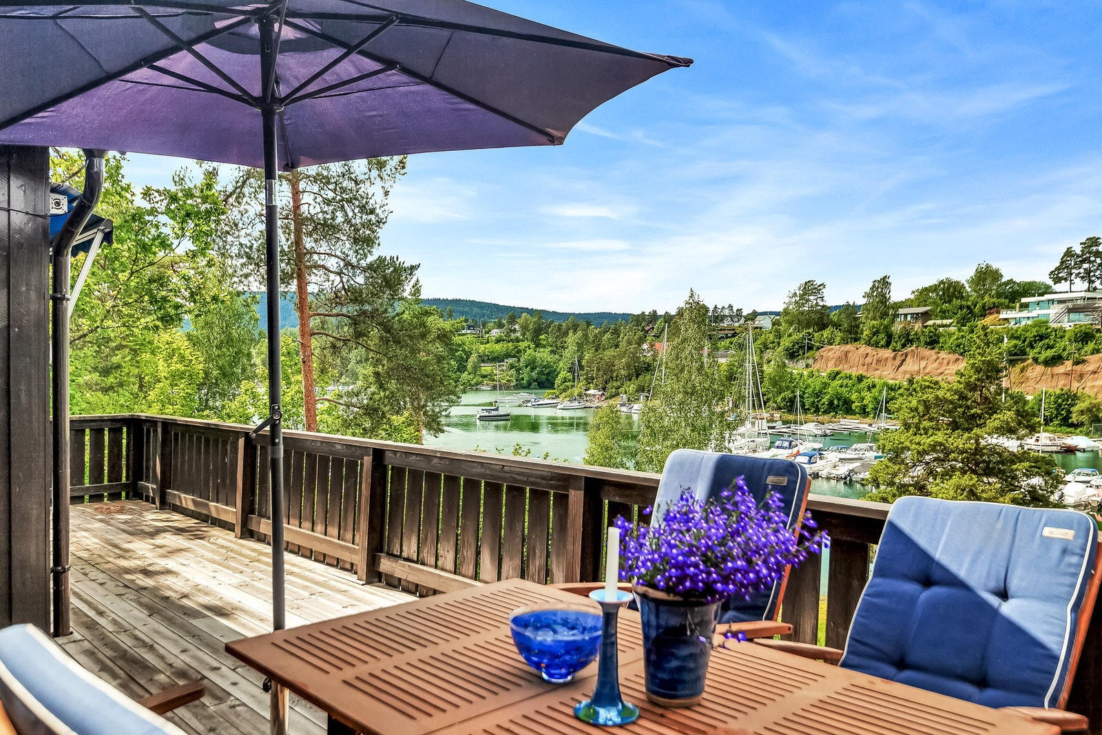 Her er det ideelt å innta både frokost og middag med familien, eller bare nyte kveldssolen. Galleribilde