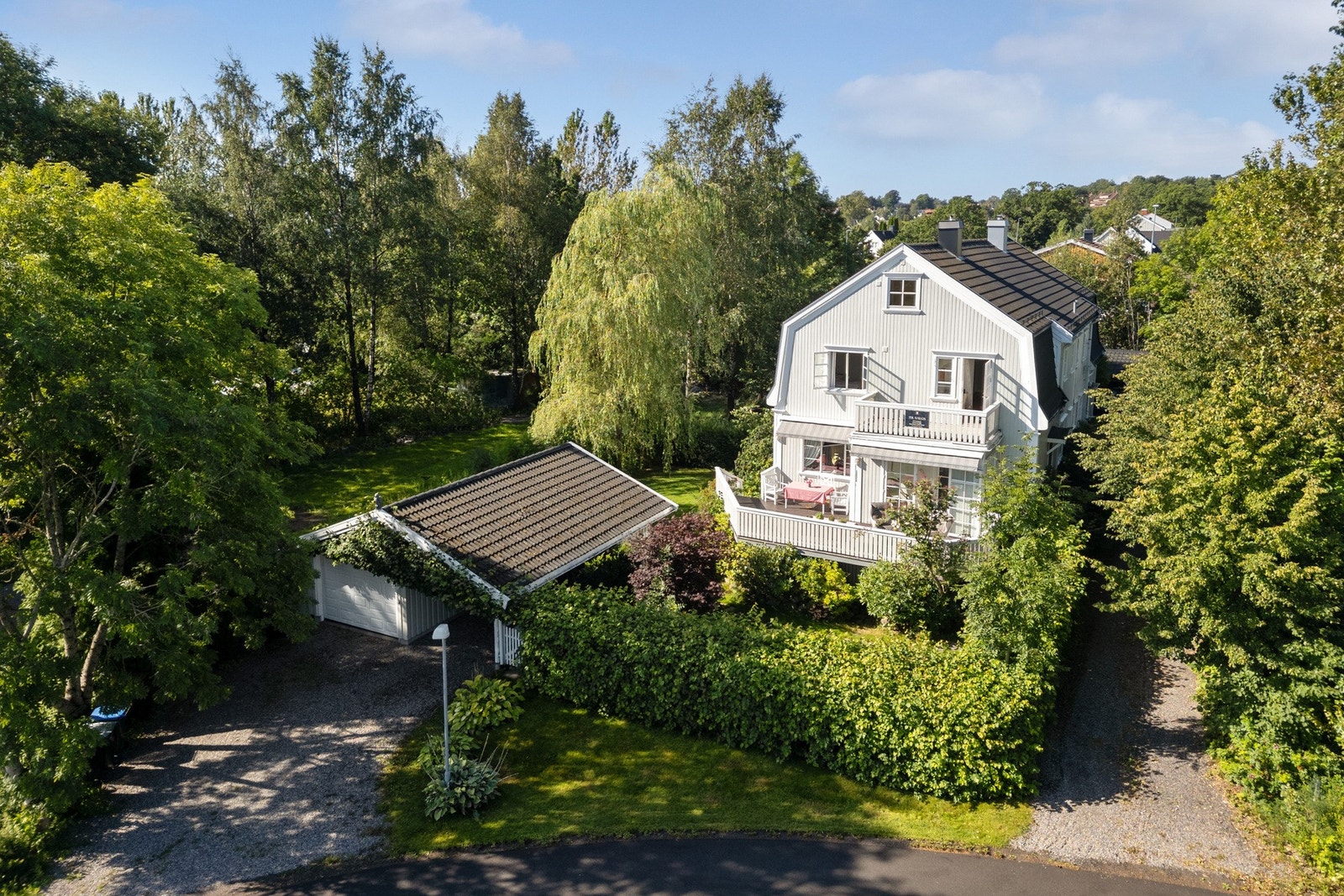 EIE Tønsberg v/Hanna Sundby presenterer Lundgaardveien 5! Foto: Bjørn Kjærra Galleribilde
