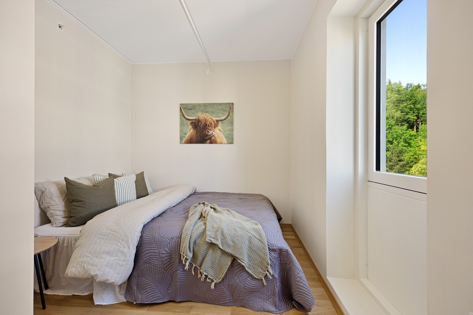 Soverom II har plass til seng, og garderobe. Galleribilde