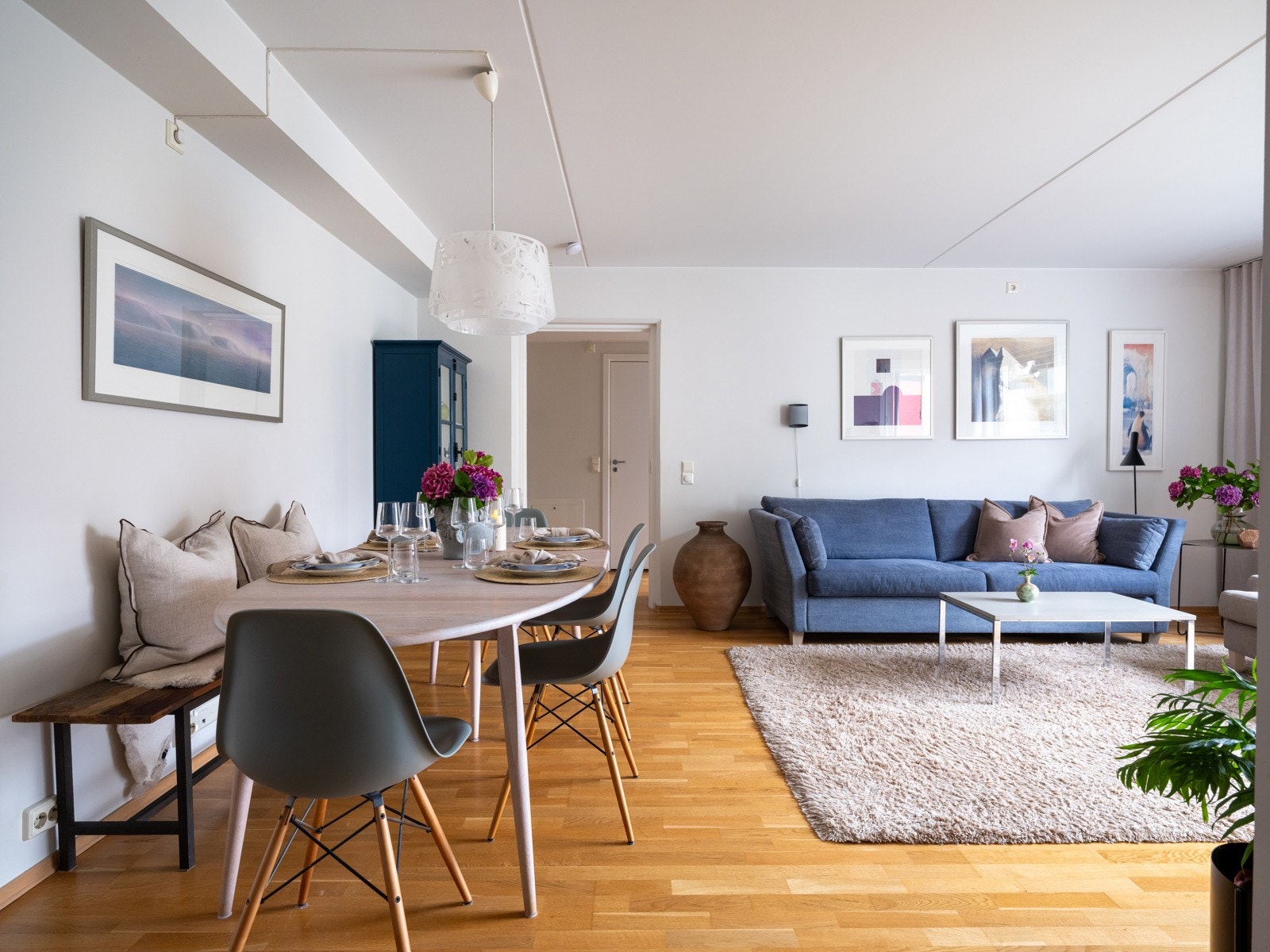 IN-ordning: Ved innfrielse vil felleskostnadene reduseres til kr. 4 317,- pr. mnd. Det er mulighet for å nedbetale fellesgjeld 2 ganger i året. Galleribilde