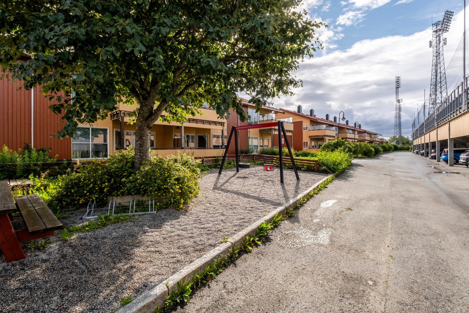 Felles lekeplass. Galleribilde
