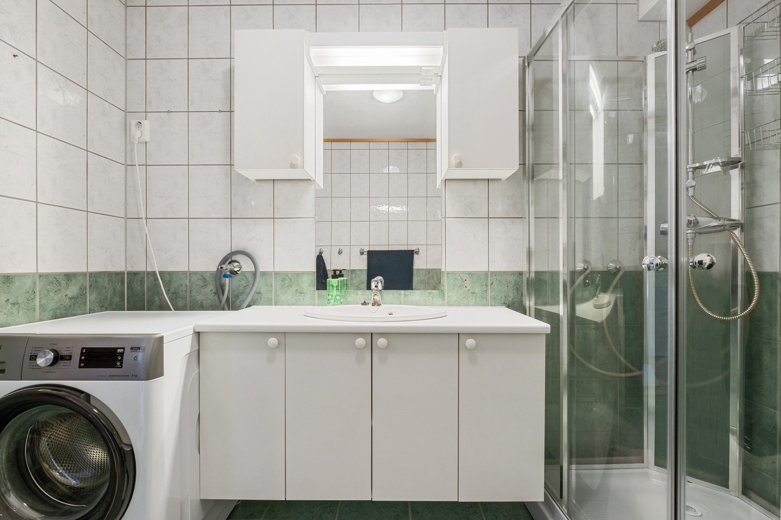 Innredningen er romslig og gir god plass til oppbevaring. Galleribilde