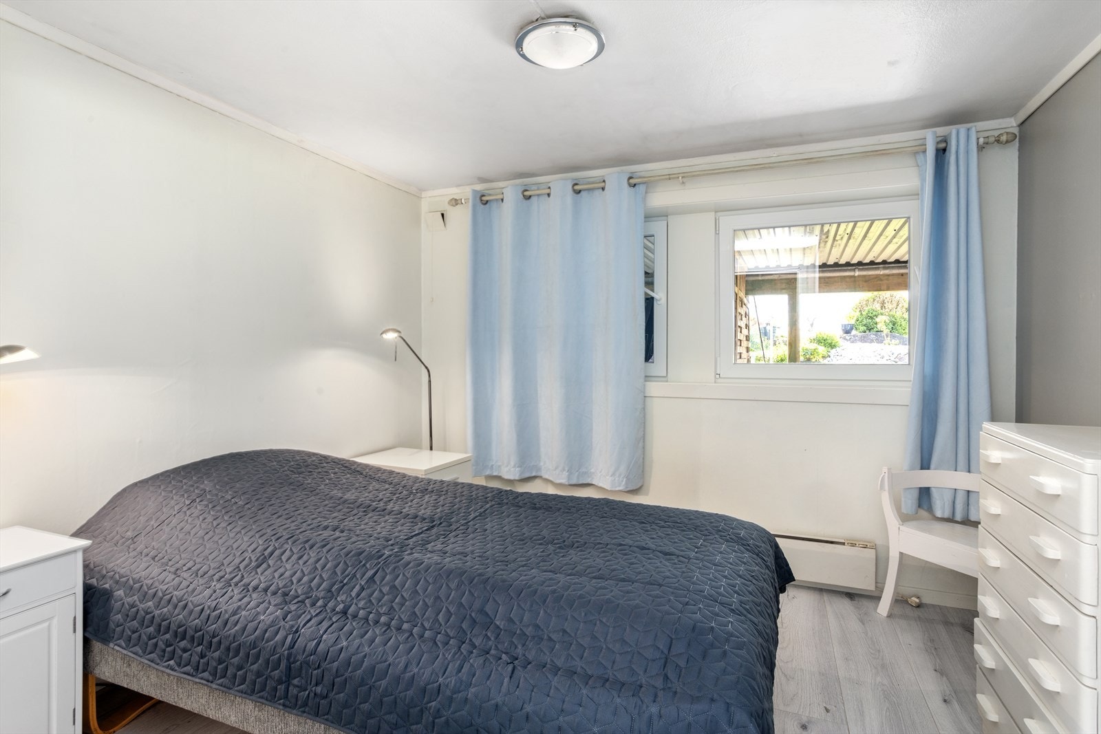 Soverom 6 (2/2 i utleiedel) Galleribilde