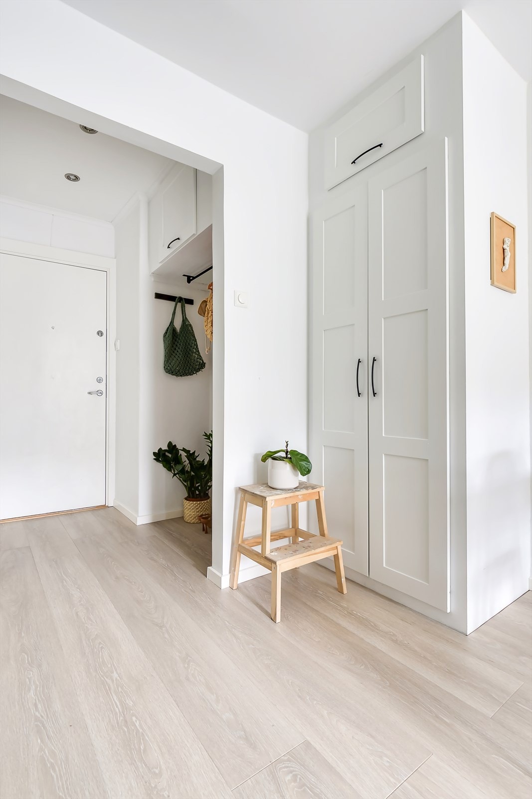 Også mulig for ytterligere oppbevaring i entré. Galleribilde