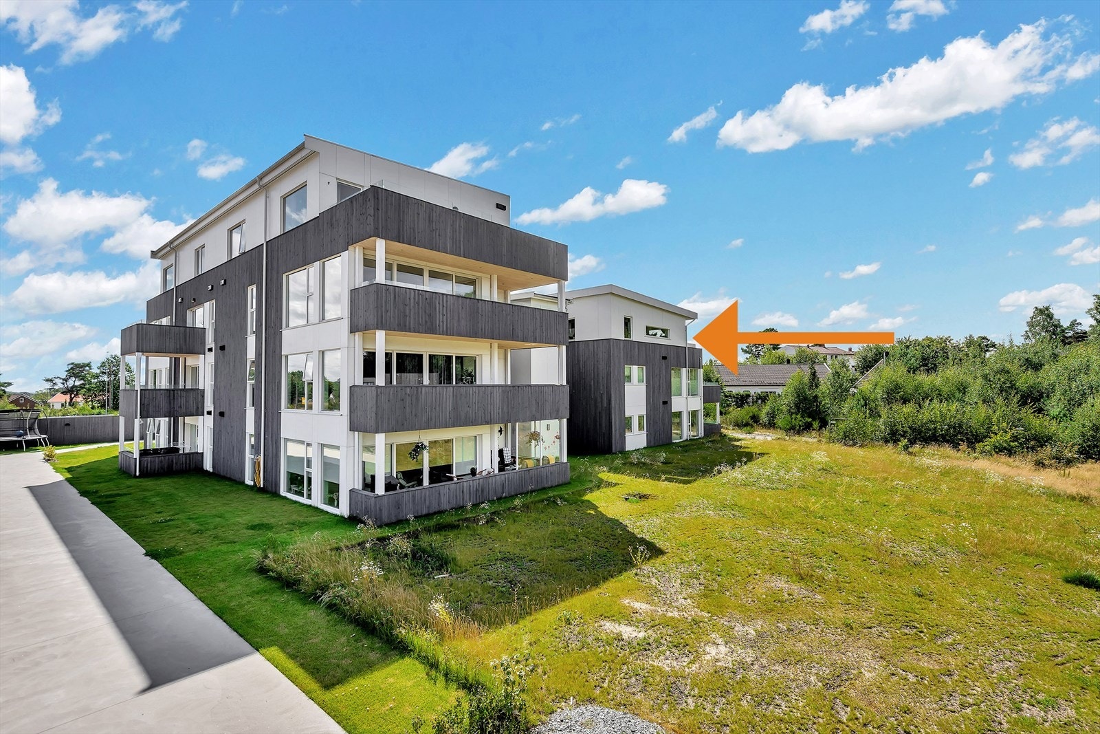 Leiligheten ligger i byggets 3 etg Galleribilde