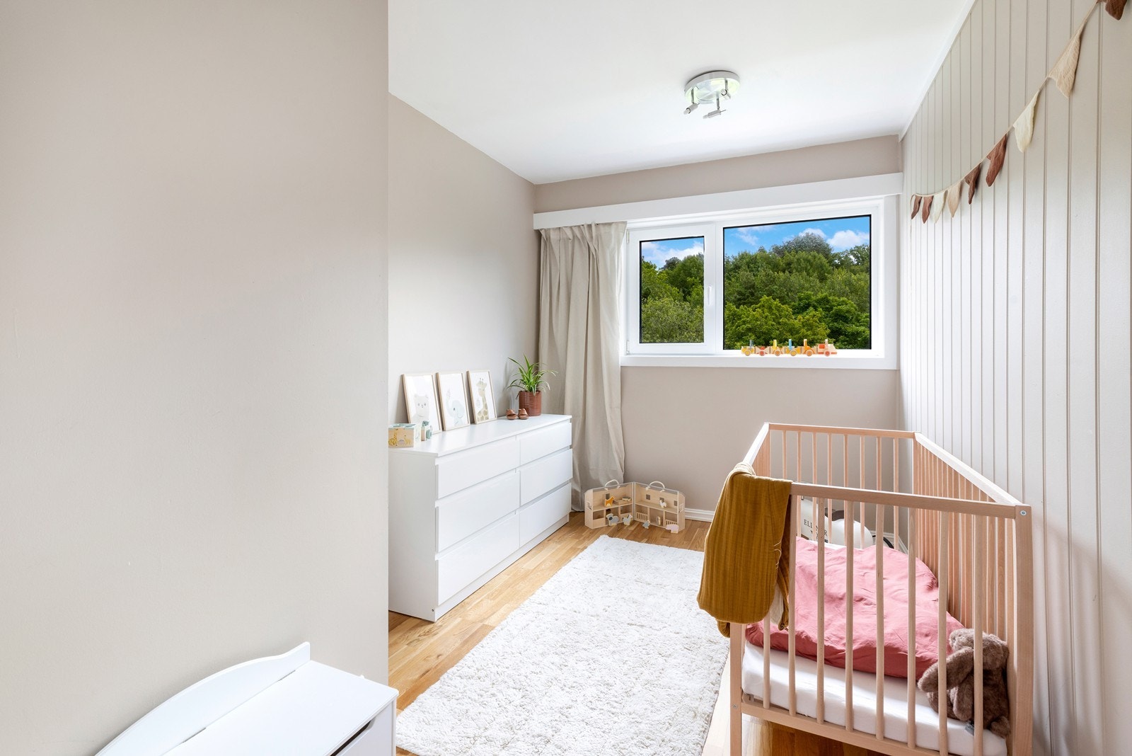 Soverom 3 passer bra som barnerom eller gjesterom Galleribilde