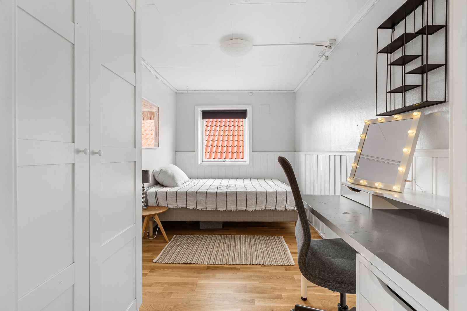 Boligen har totalt 5 romslige soverom. Galleribilde