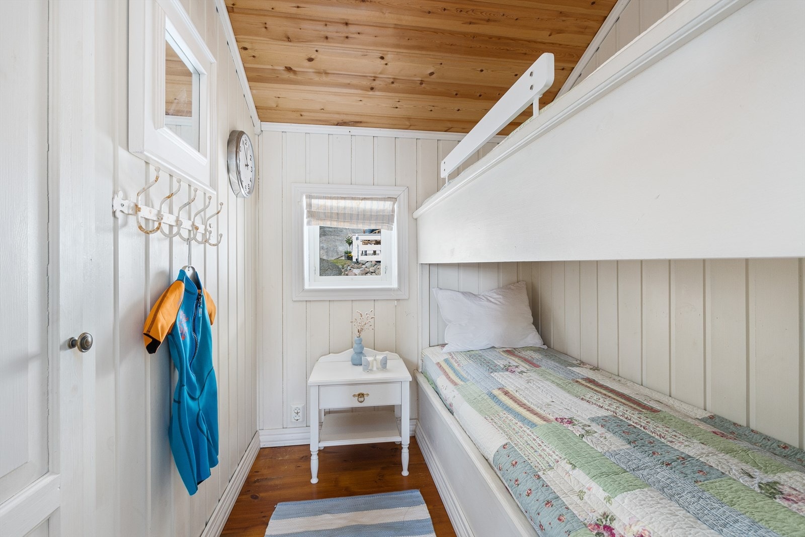 Det er elektrisk oppvarming med panelovner. Galleribilde