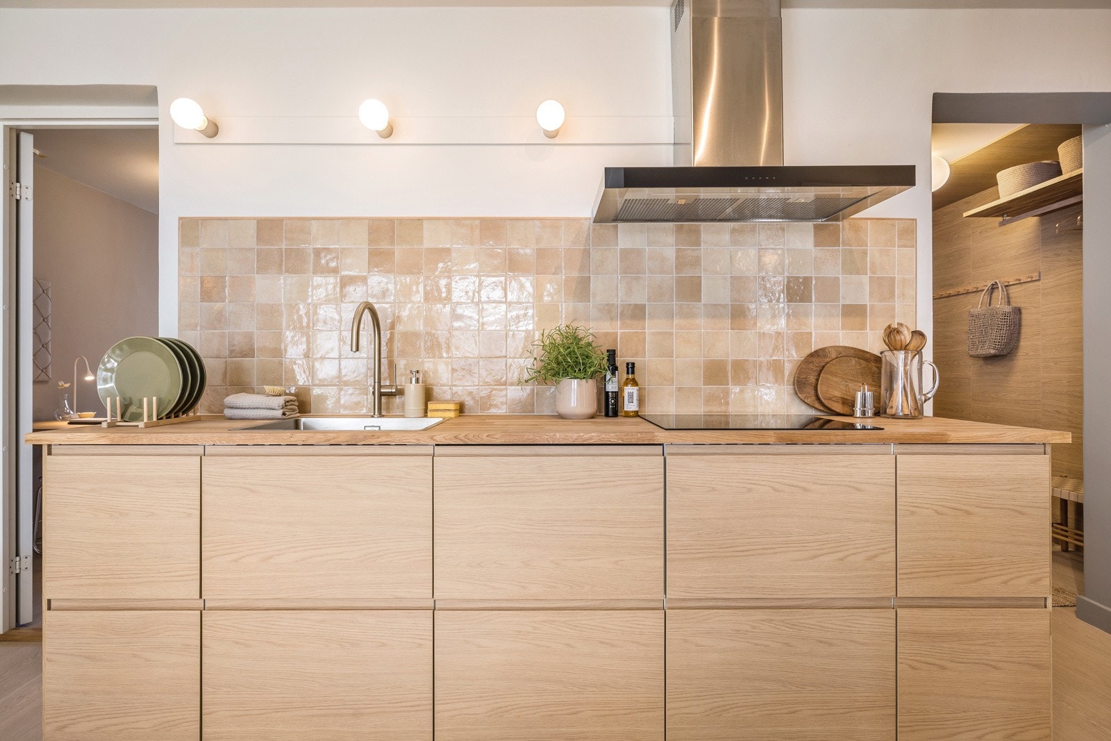 Meget pent kjøkken i Skandinavisk design Galleribilde