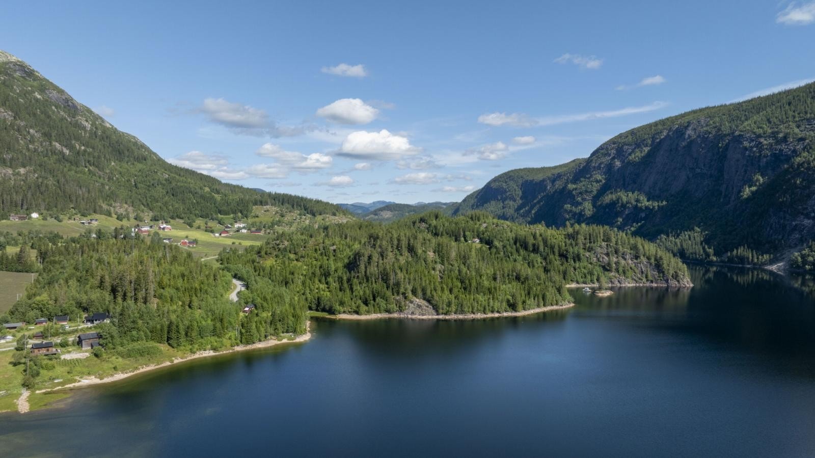 Vakre Byrtevatn Galleribilde