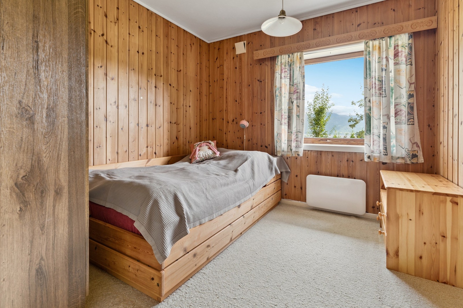 Soverom. Galleribilde