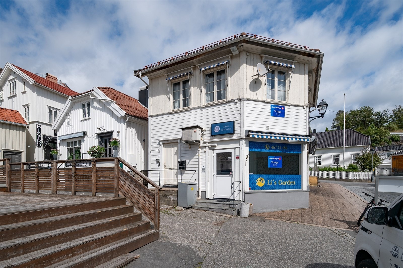 Torvet 5 presentert av Stian Larsen - Spennende bygård med næring i 1.etg og boligdel i de to øvrige etasjene Galleribilde