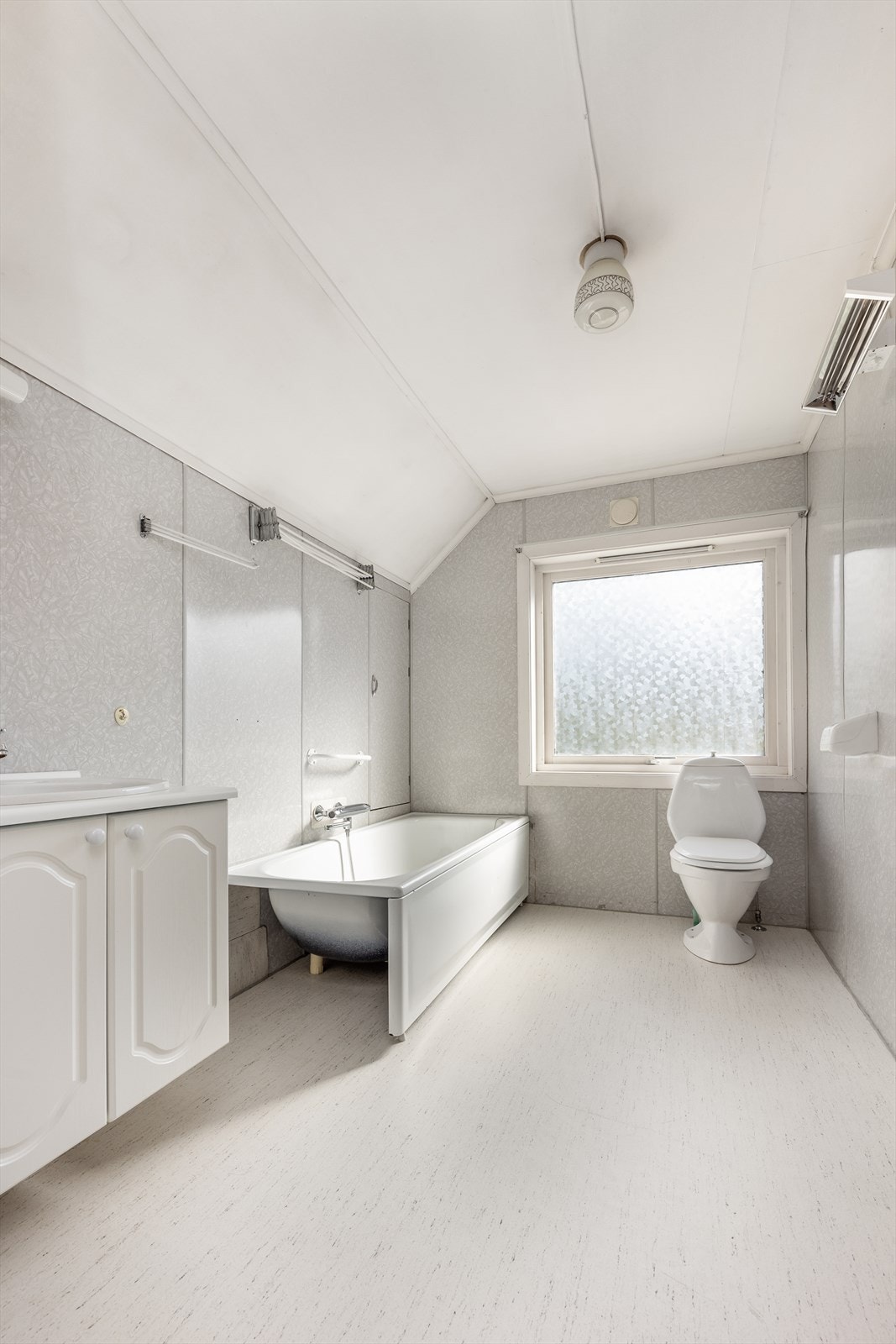 Bad/wc på loft Galleribilde