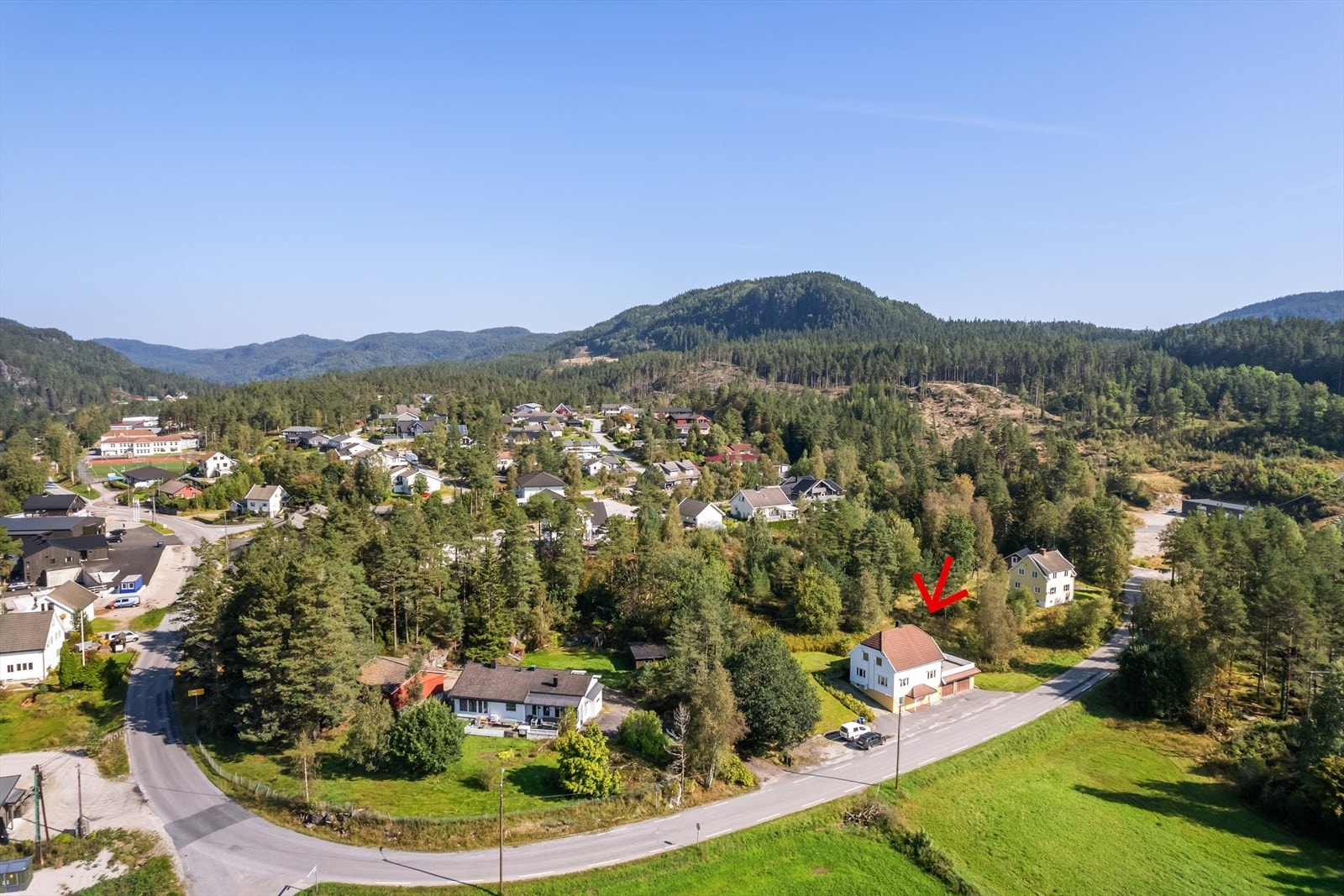 Selandsdalsveien 36 - oversikt nærområde Galleribilde