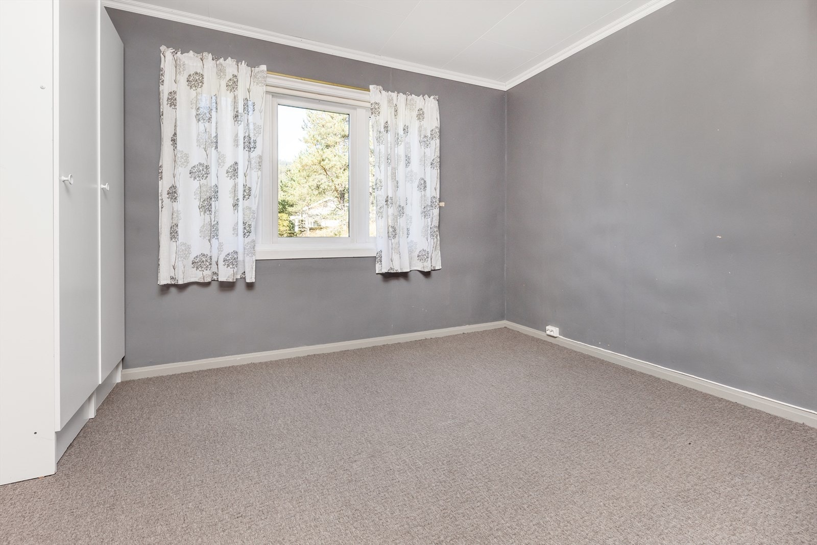 Soverom i hovedetg. Galleribilde