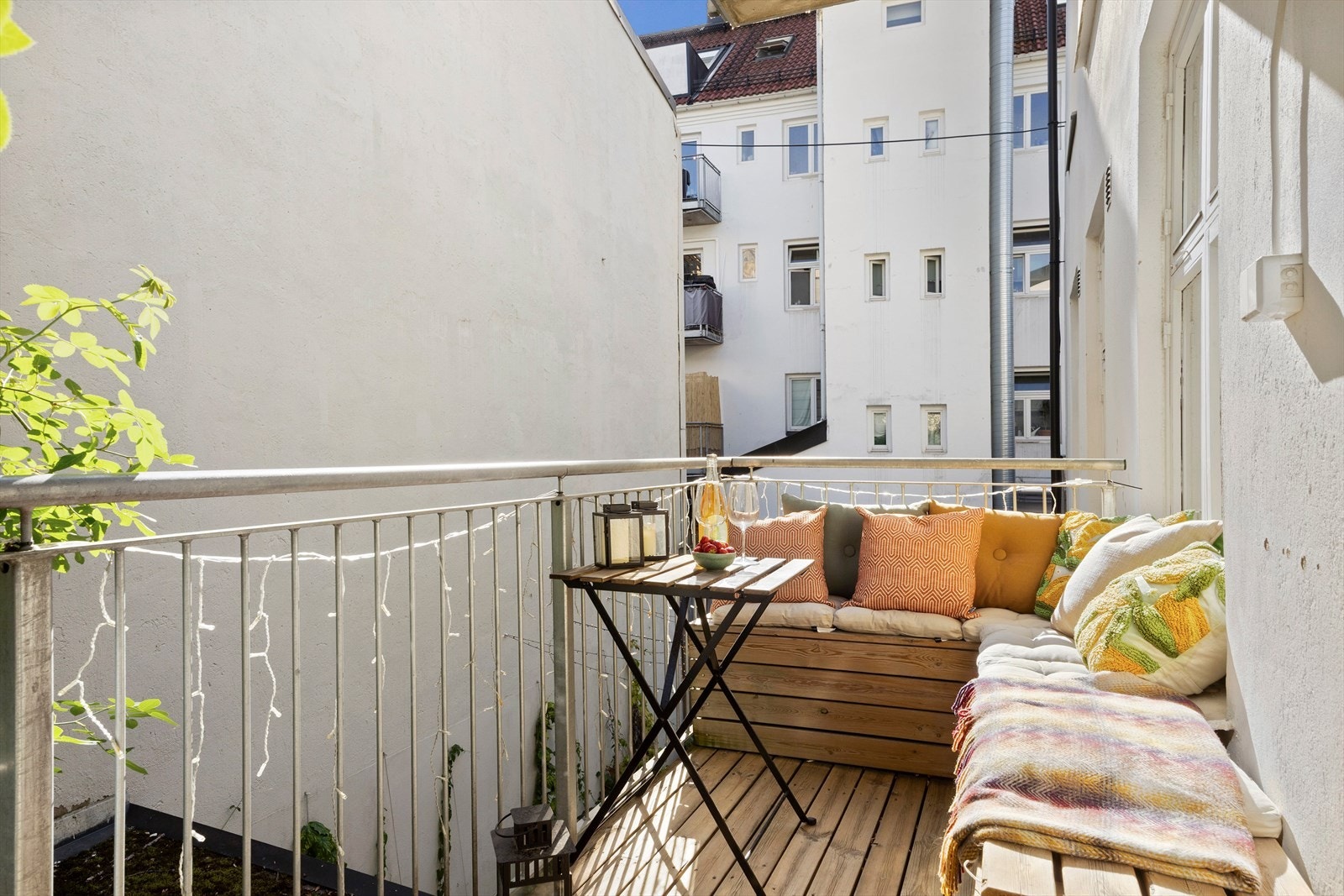 Leiligheten har balkong på 5 kvm. Galleribilde