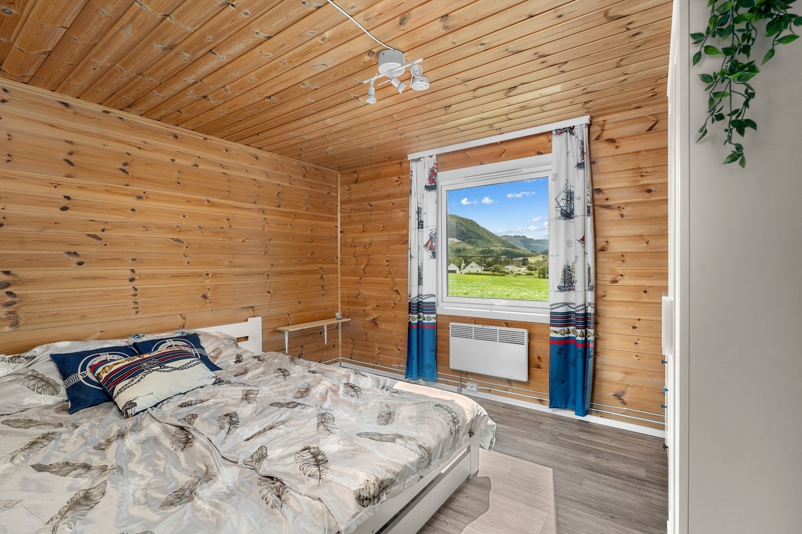 Soverom nummer to måler 10m². Galleribilde