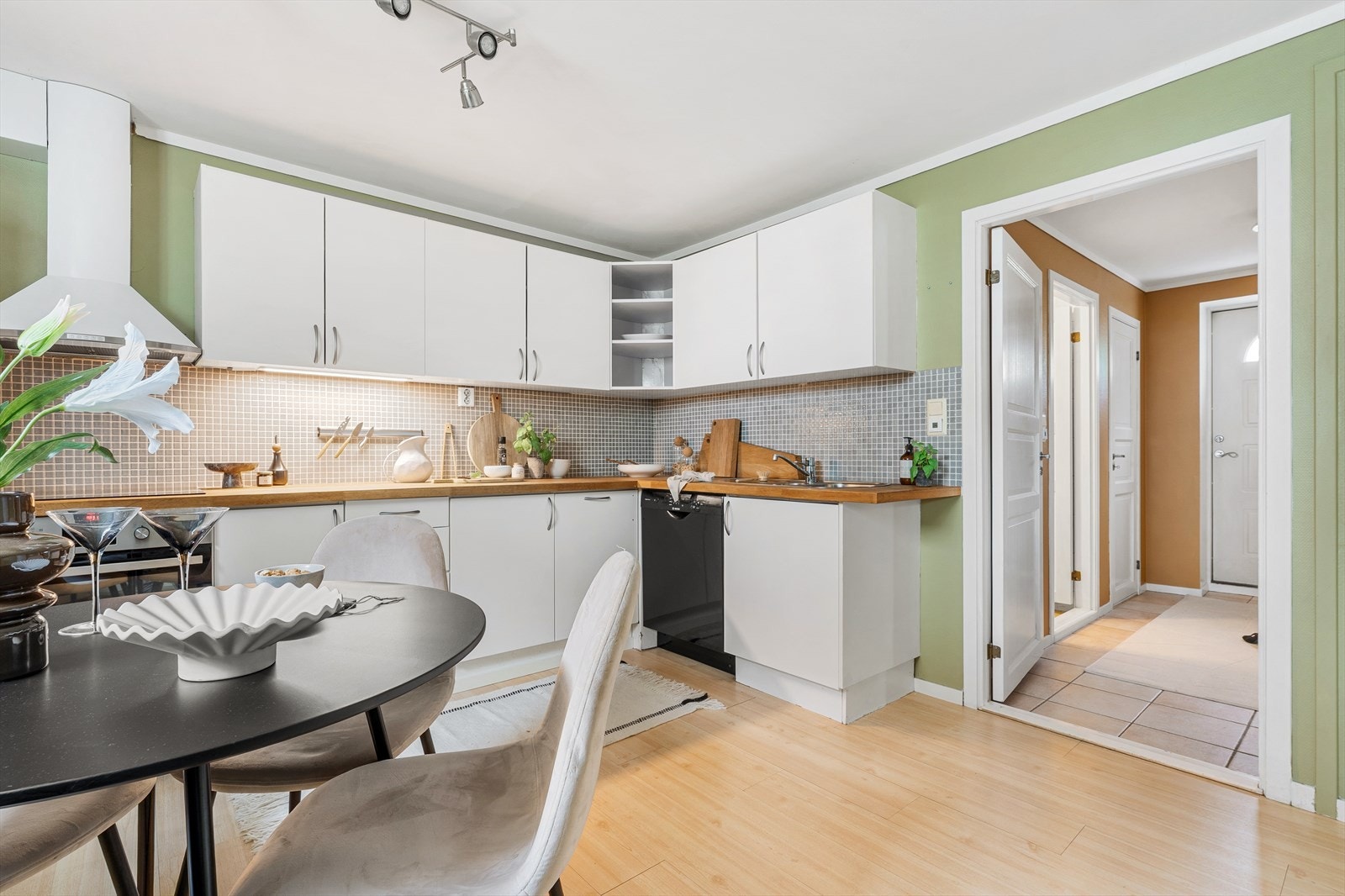 Haukelandsveien 40A presenteres av Thomas Bull Wingaard - EiendomsMegler 1 Galleribilde