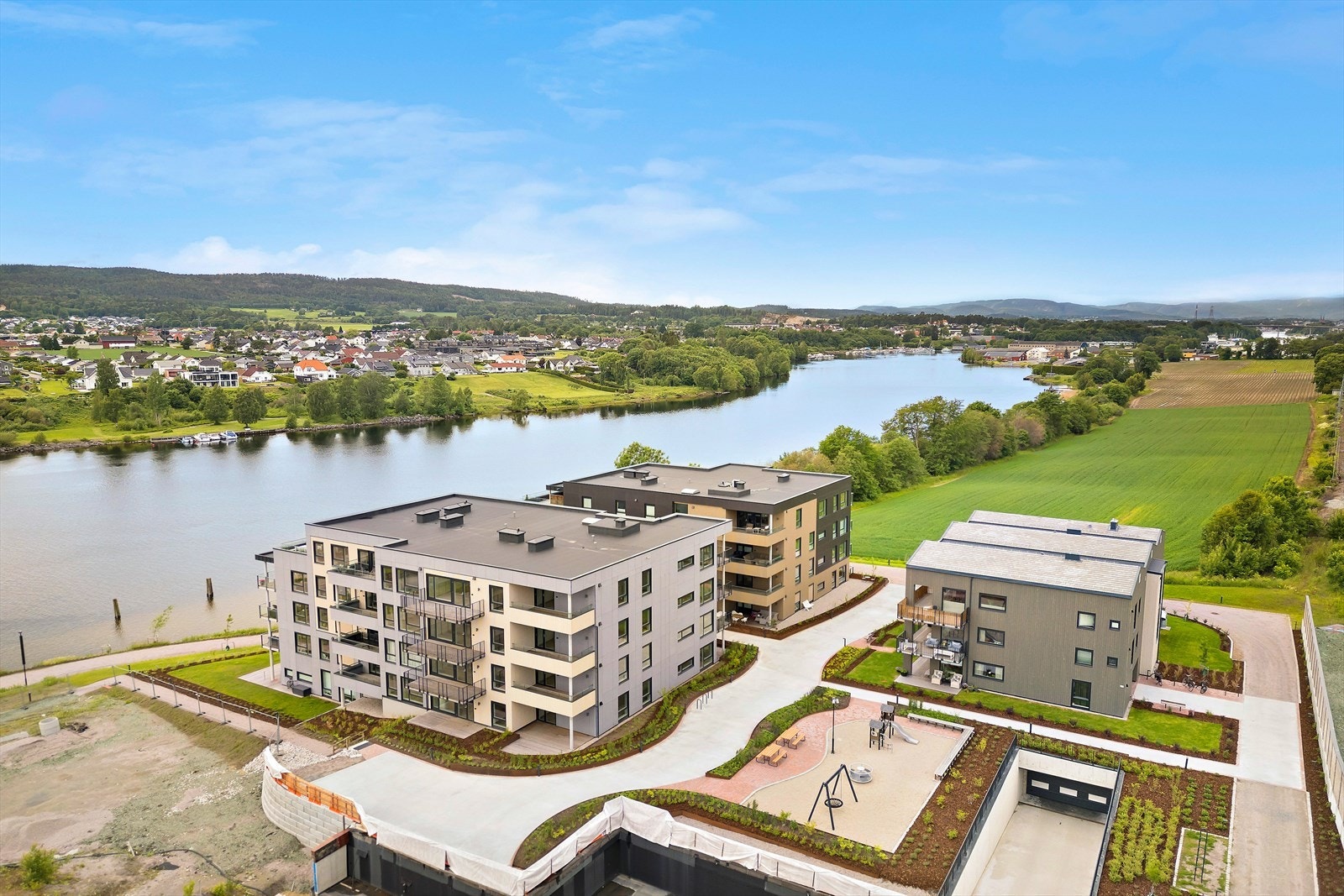 Borettslagets fellesareal er pent opparbeidet Galleribilde