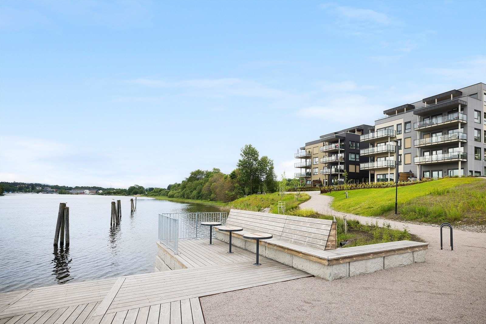 Umiddelbar nærhet til flotte og populære Osebakkenstranda Galleribilde