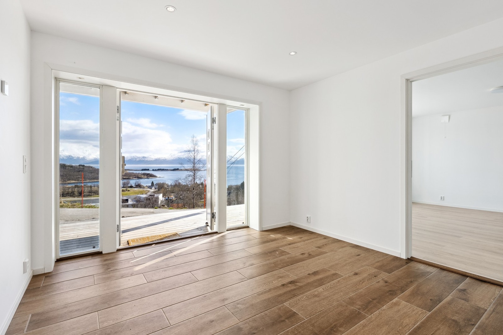 Yttergang i underetasjen Galleribilde