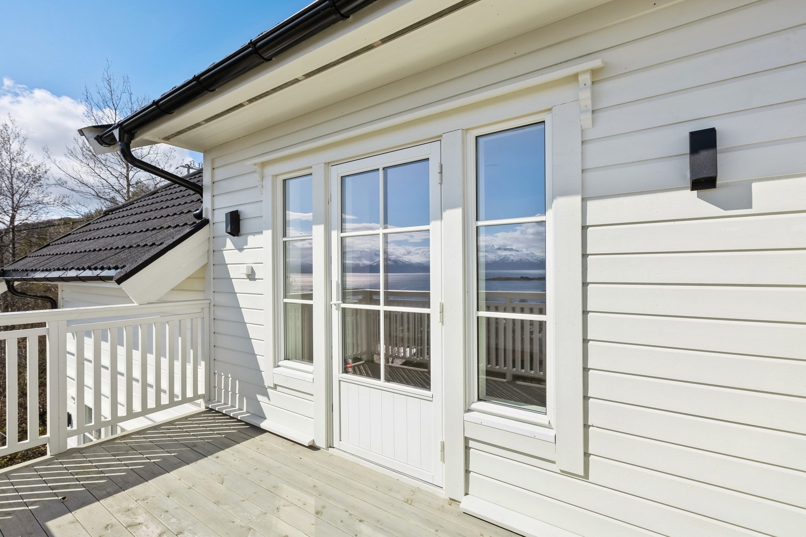 Balkong i andre etasje Galleribilde