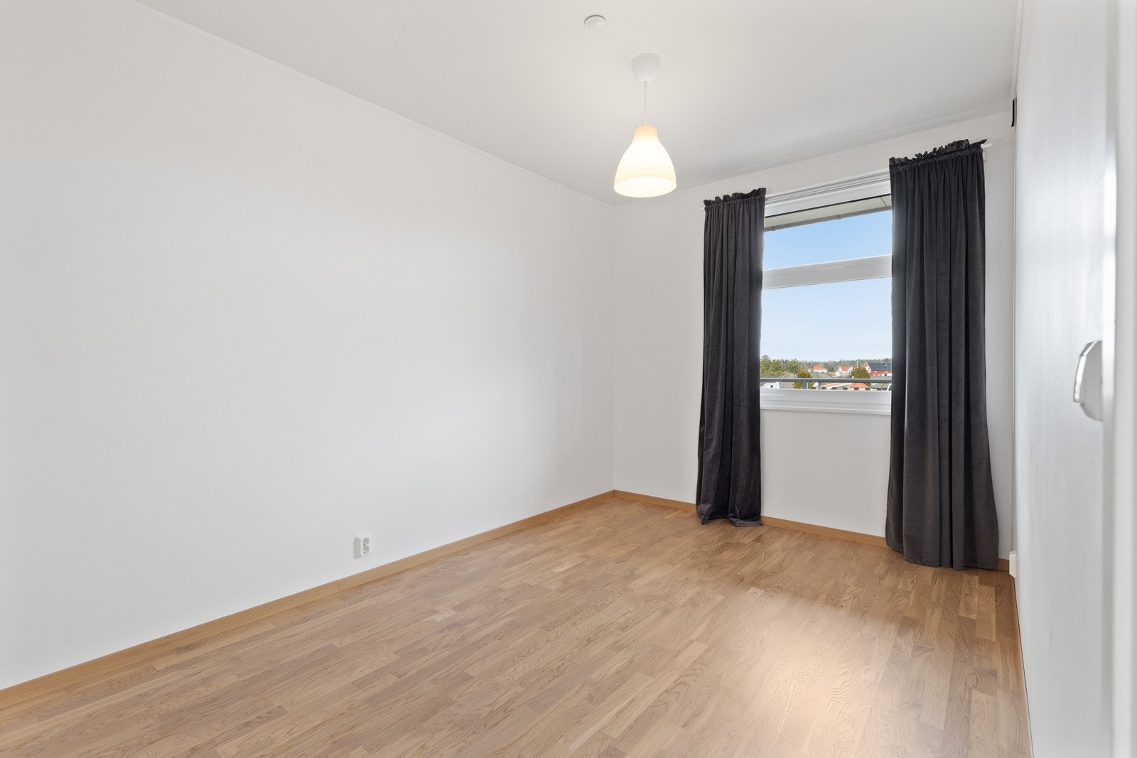 Soverom 2 fremstår som det perfekte ekstrarom - alt etter egne ønsker og behov. Galleribilde