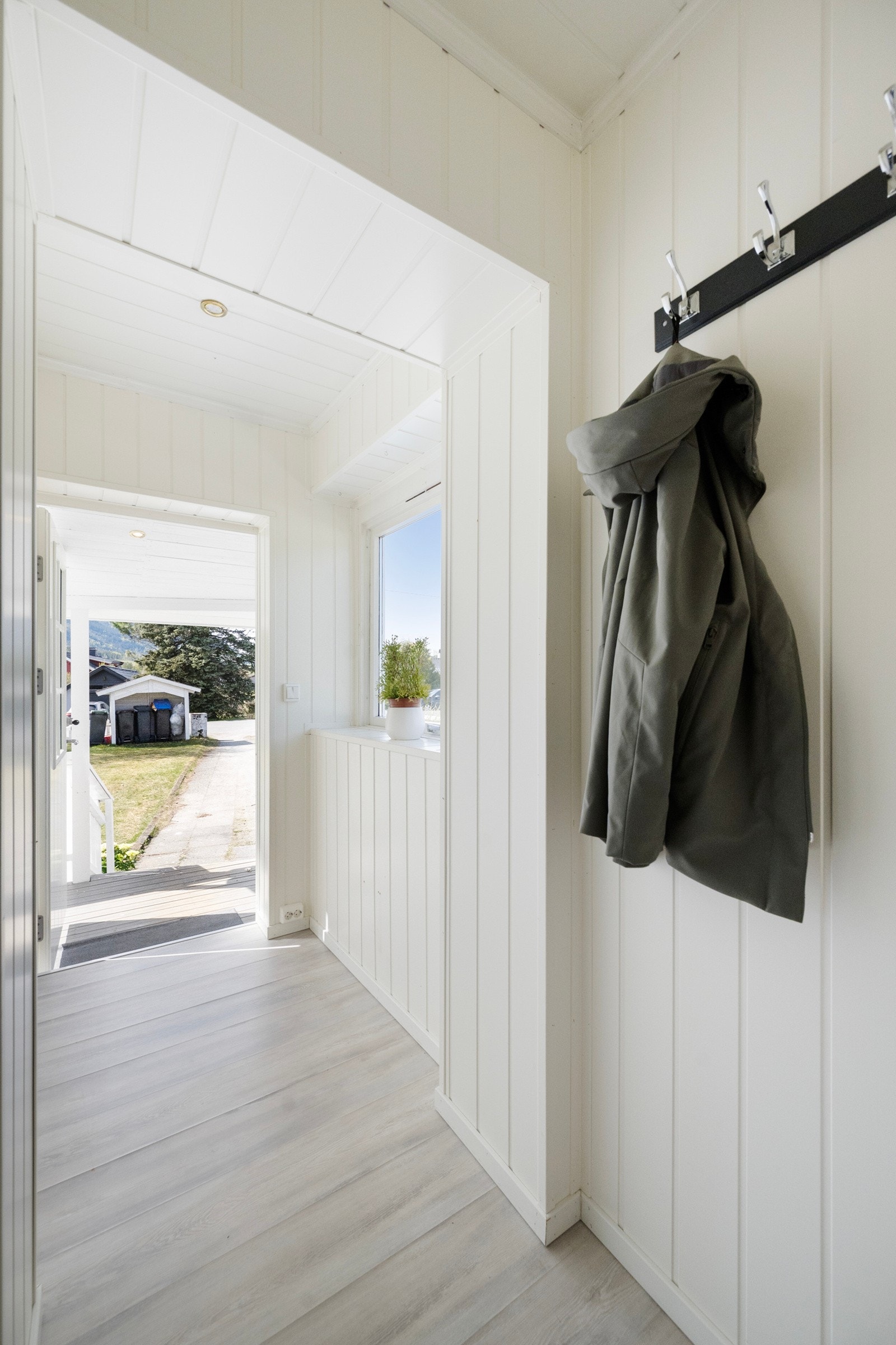 Vindfang/gang på hovedplan Galleribilde