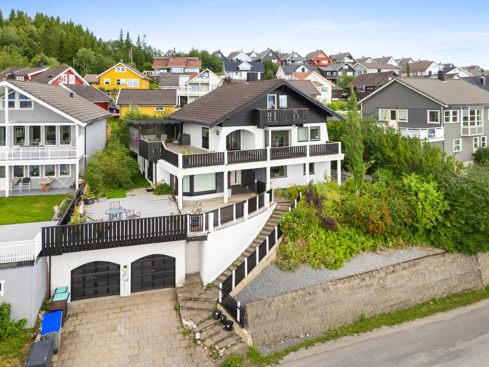 Boligen ligger et meget barnevennlig og rolig område! Galleribilde