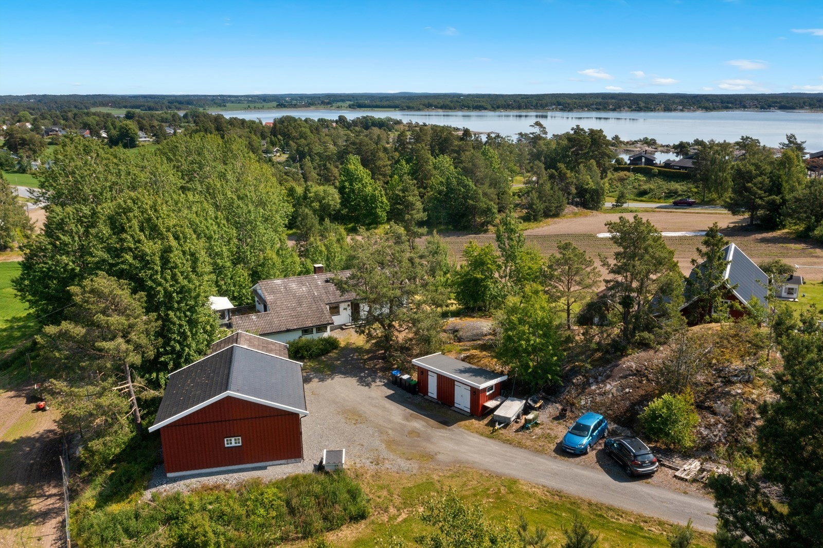 Aktiv Moss presenterer Kurefjordveien 521 - En landlig eiendom med oppgraderingsbehov med småbrukfølelse Galleribilde