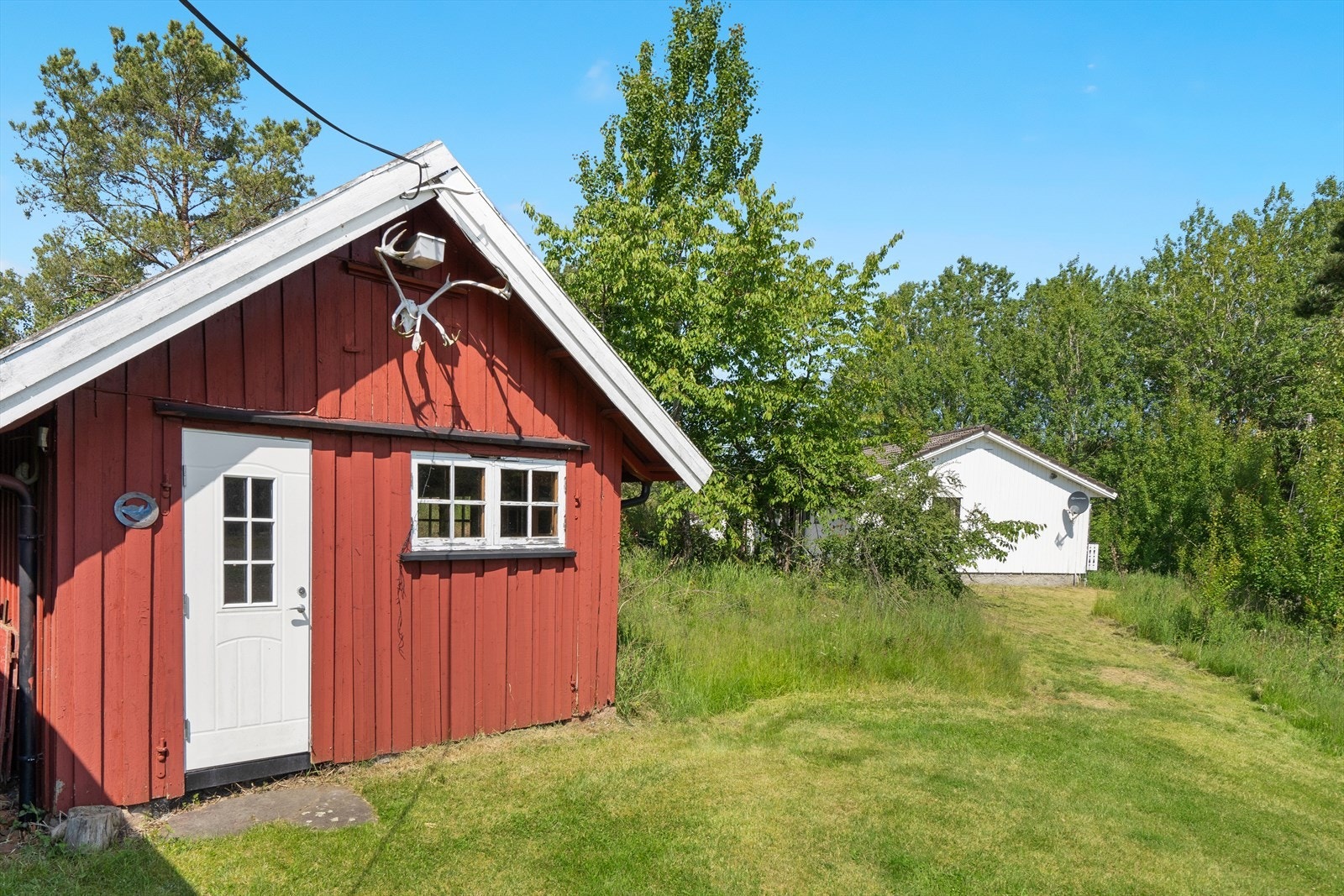 På eiendommene r det også oppført et anneks. Det er litt uklart når annekset ble bygget Galleribilde