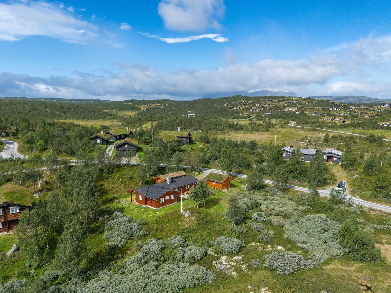 Eiendomsmegler Jannike Seljevoll Herleiksplass har gleden av å presentere Midthovda 10 Galleribilde