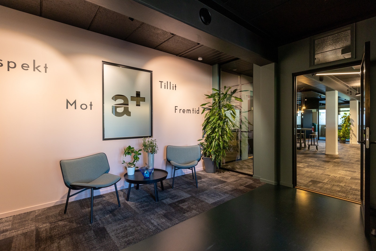 Eksempel på moderniserte lokaler i samme bygg. Vi tilpasser etter leietakers behov. Galleribilde