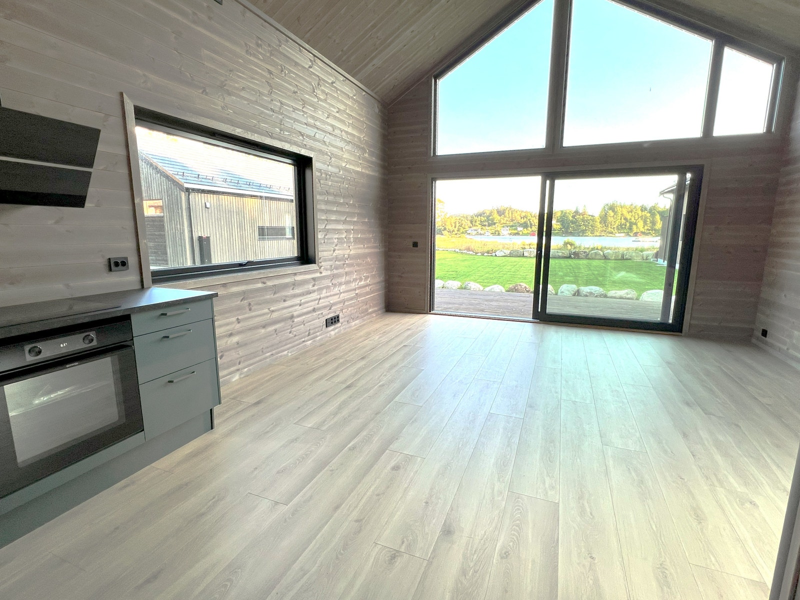 Utsikt fra kjøkken Galleribilde