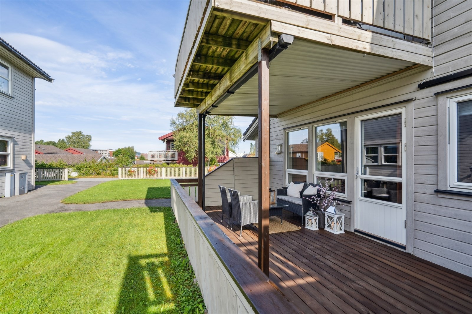 En sentral leilighet med egen hybeldel som gir gode leieinntekter. Galleribilde