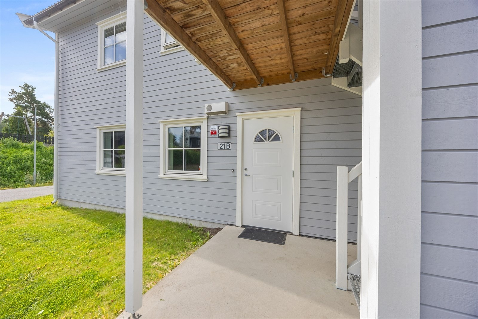 Inngangsparti. Galleribilde