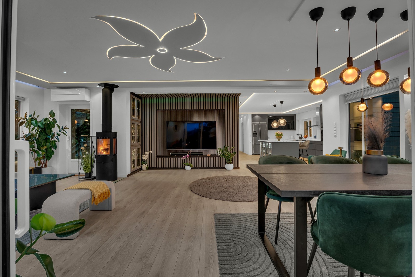 Stilig utførelse på tv-vegg Galleribilde