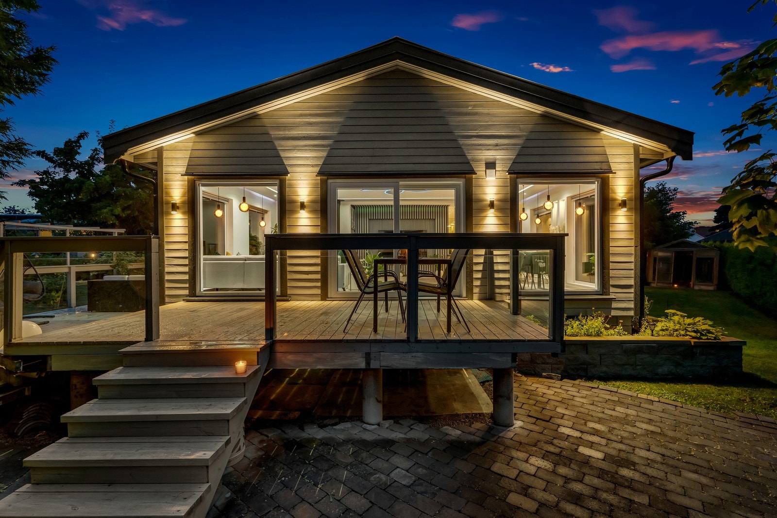 Terrassen er oppført i 2022 Galleribilde