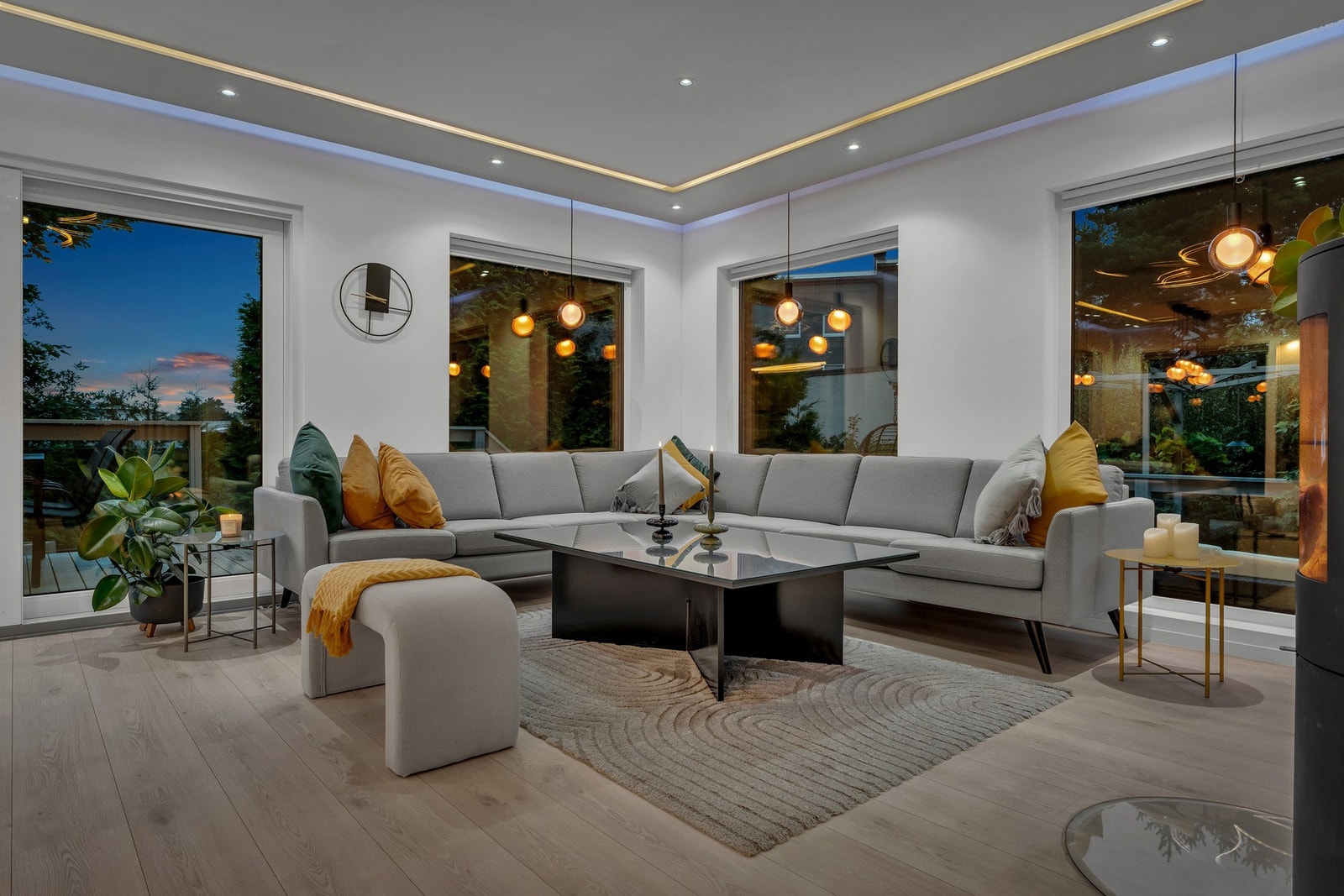 Det er god plass til sofa og tilhørende møblement Galleribilde