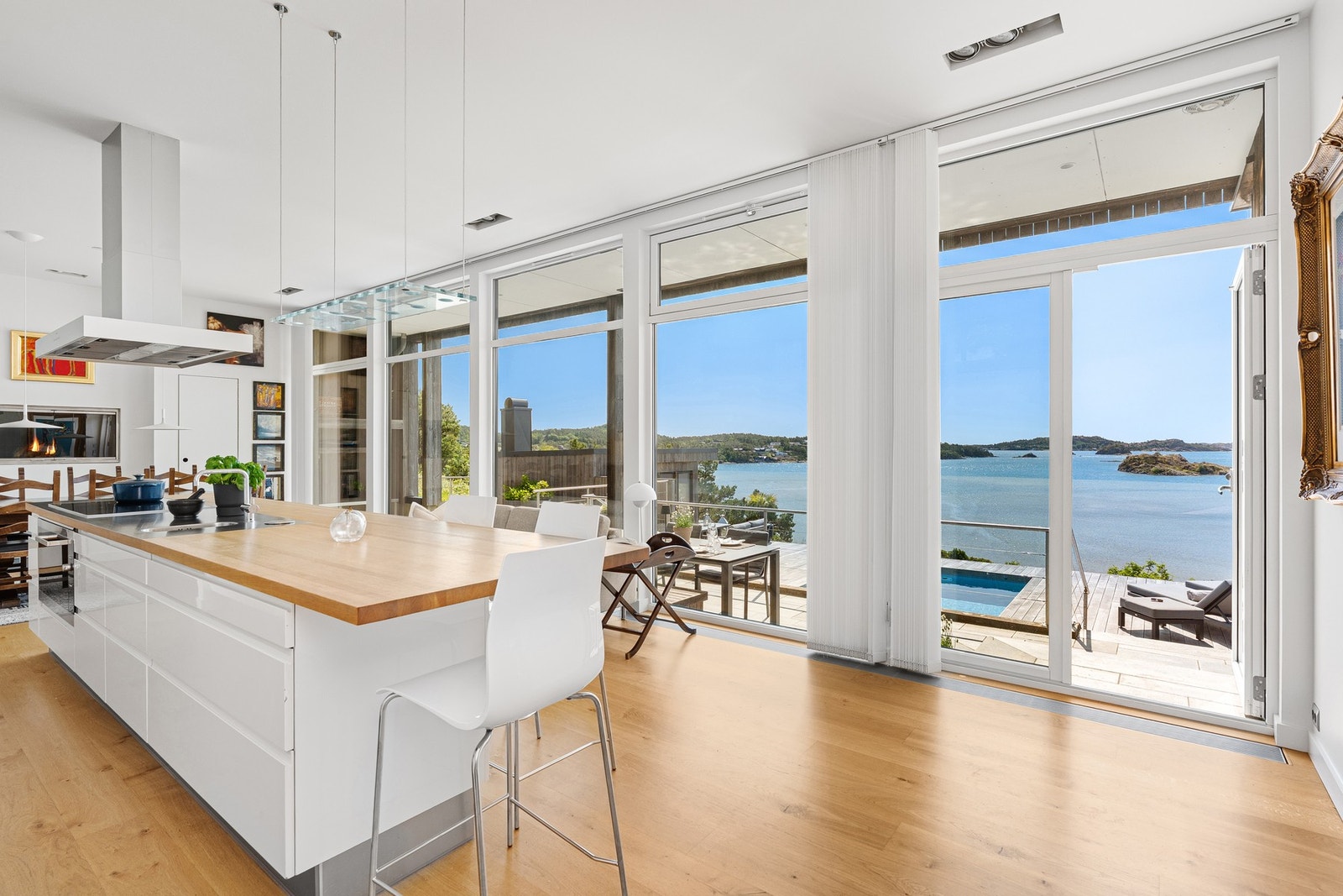 God takhøyde og utgang til uteplassen