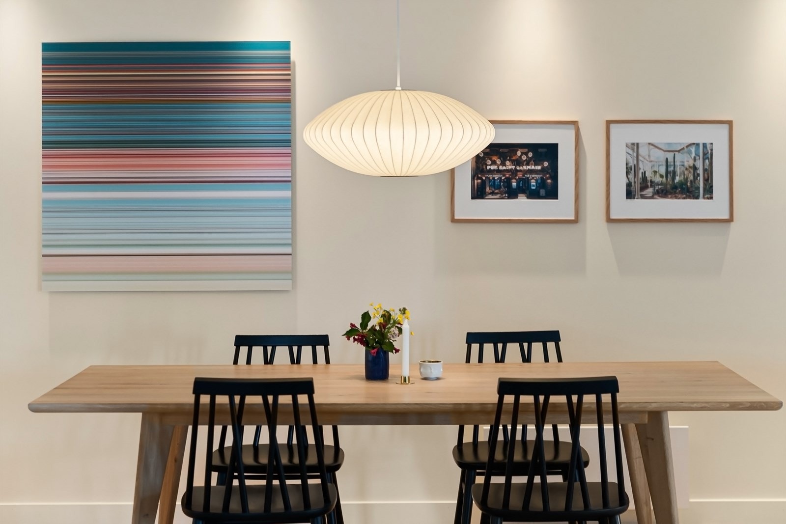 Spisestuen. Galleribilde