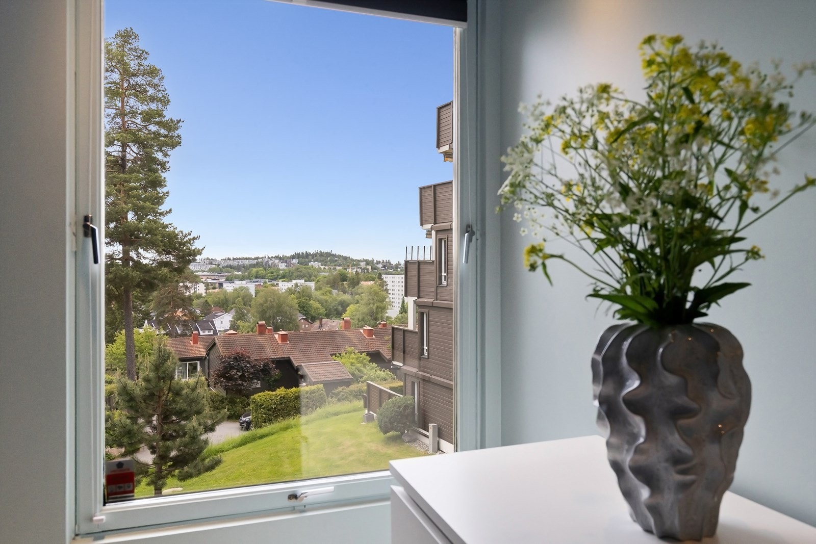 Utsyn fra soverommet. Galleribilde