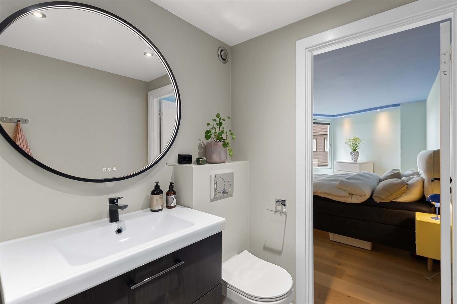 Nye speilinnsatser på begge bad i 2023. Galleribilde