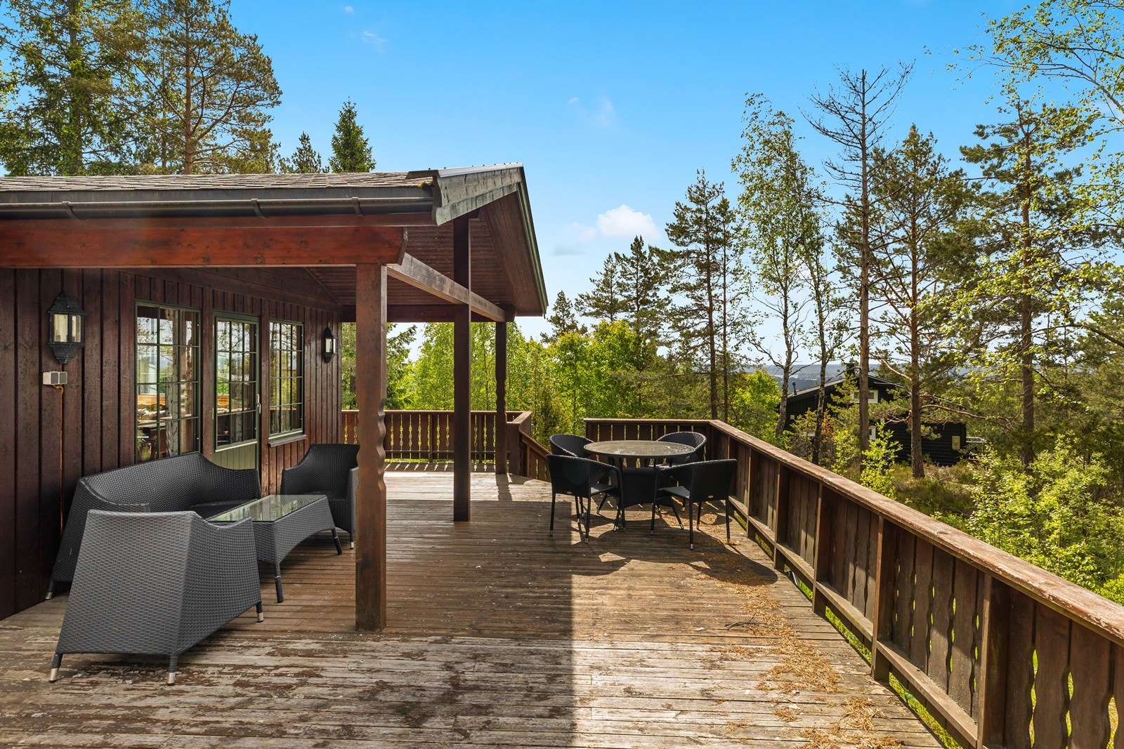 Solrikt beliggende. Galleribilde