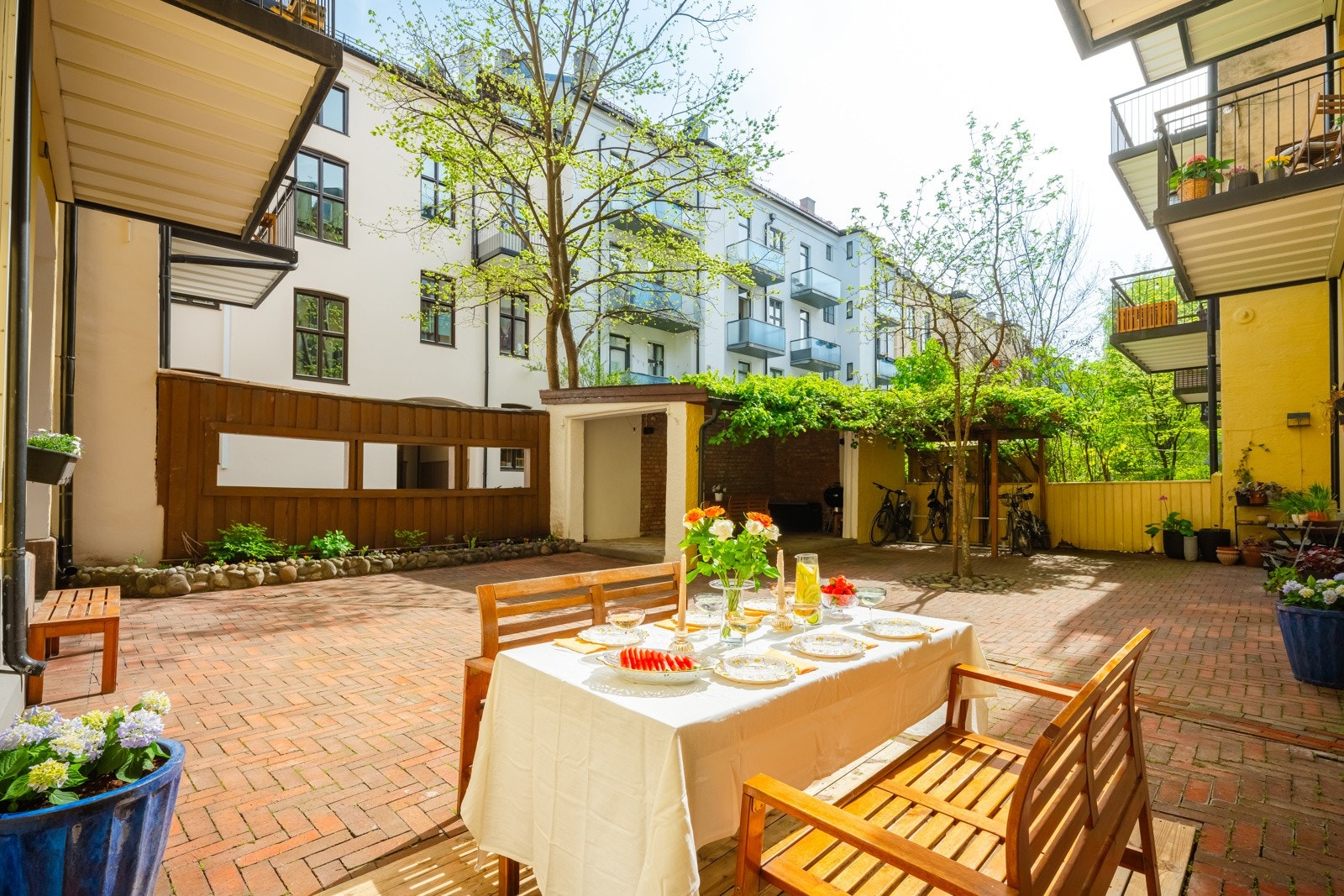 Her kan man nyte fine sommerdager. Et perfekt samlingspunkt for hyggelige måltider. Galleribilde